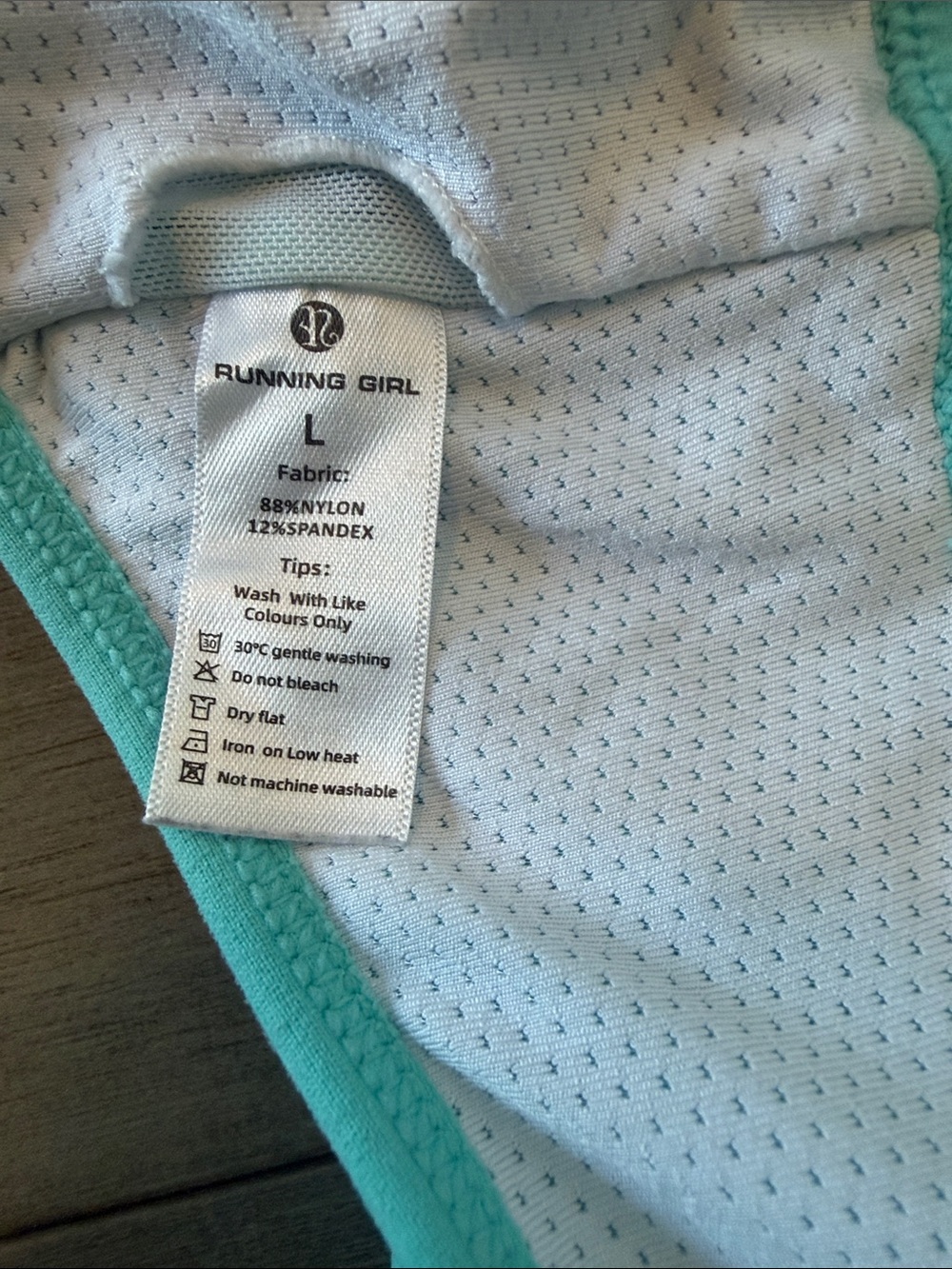 Light Support Double-Strap Sports Bra - Aqua & Black - Picture 2 of 6